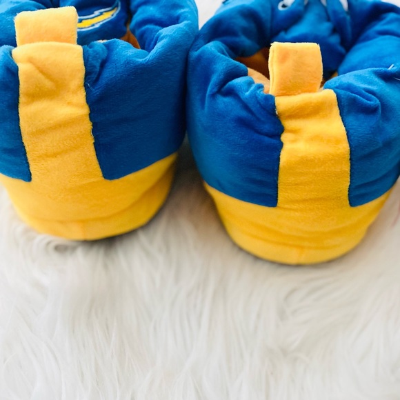 Los Angeles Chargers Shoe Slippers - Picture 5 of 8